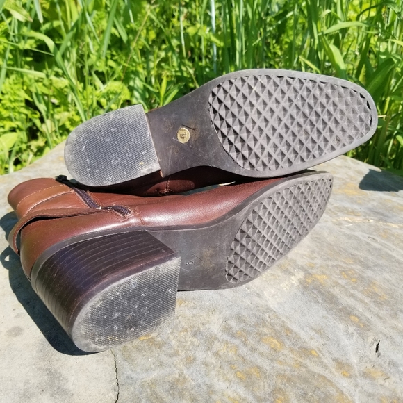 VTG 80s 90s Brown Leather Heeled Booties - Picture 2 of 12